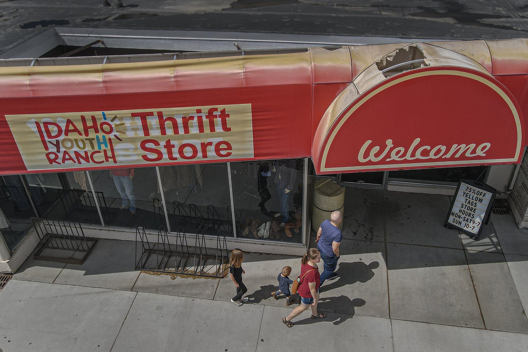 IYR Thrift Mountain Home